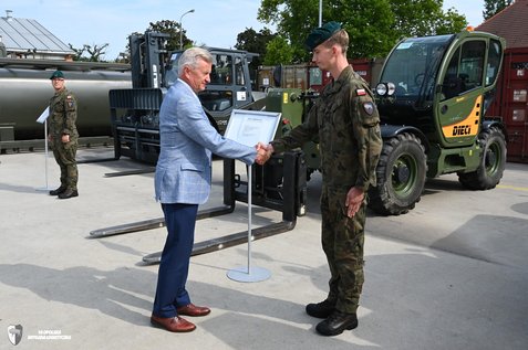 Wiceminister Obrony Narodowej w garnizonie Opole