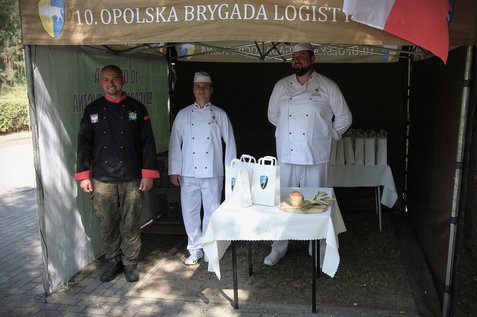 Nasza piekarnia polowa – kulinarny desant w trasie!